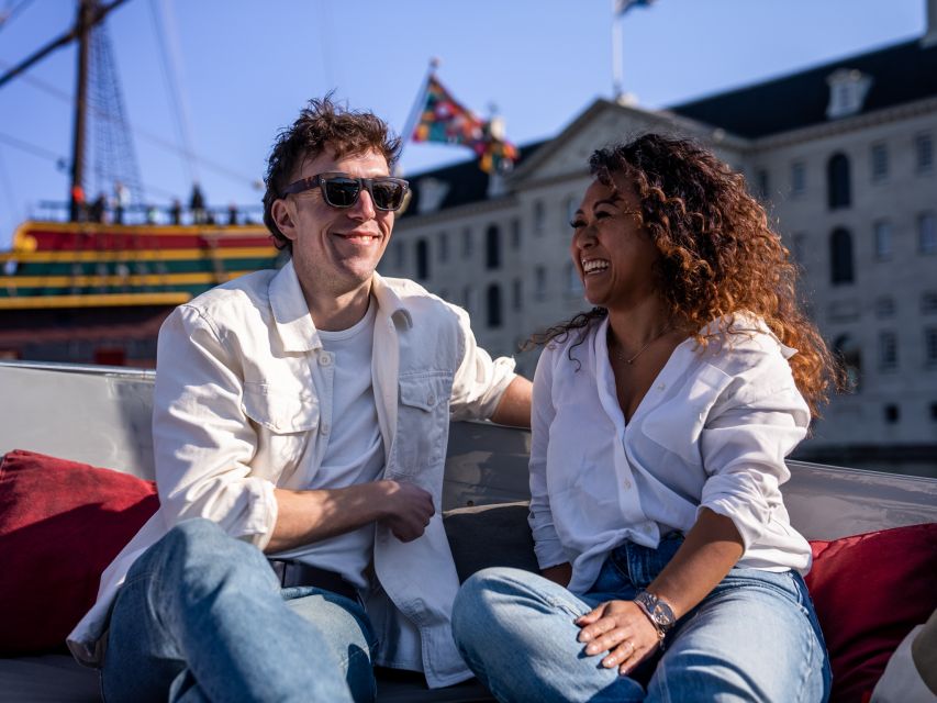 Amsterdam: Private Canal Cruise with Drinks and Snacks - How the 1.5-hour private route actually feels
