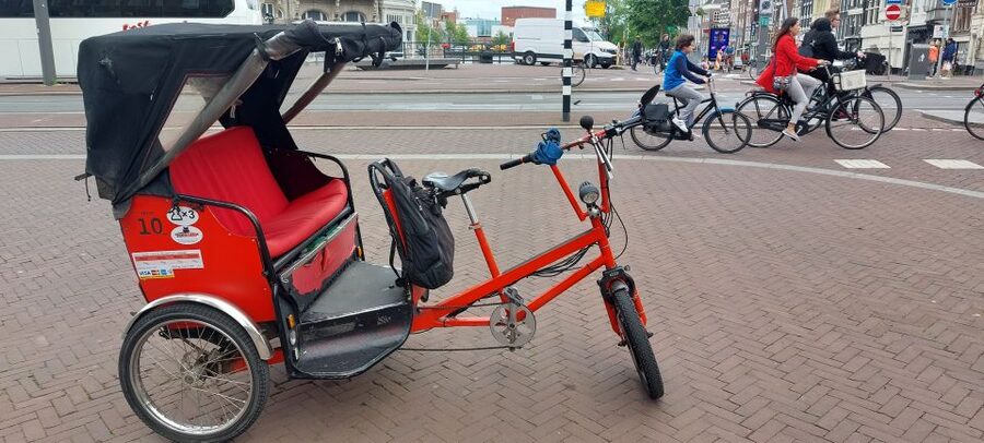 Amsterdam: Private City Highlights Tour by Rickshaw - Jordaan to wrap things up, a calmer neighborhood vibe