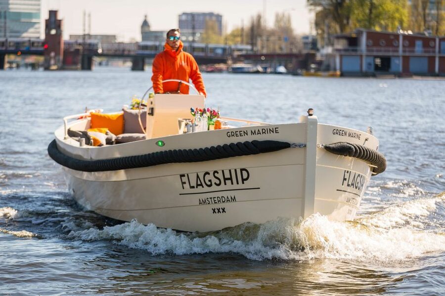 Amsterdam: Private Cruise with Drinks & Optional Snacks - Key things you should know before you go