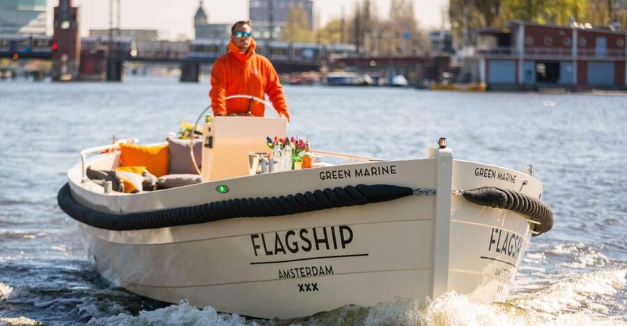 Amsterdam: Private Cruise with Drinks & Pizza or Burger - Who this cruise suits best, and who should rethink it