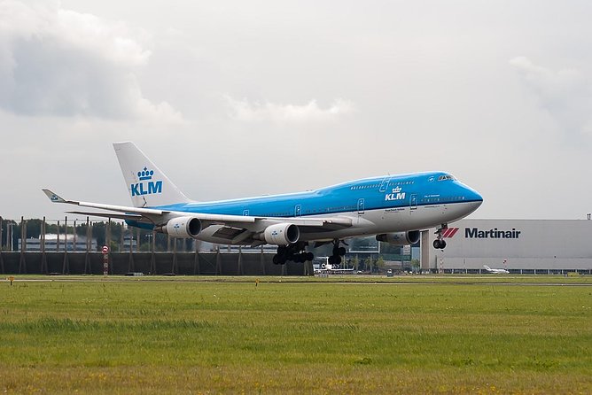 Amsterdam Private Departure Transfer to AMS Schiphol Airport - Key Details at a Glance