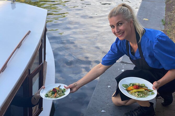 Amsterdam Private Dinner Cruise incl Drinks & 2-course Dinner 2hr - How to decide based on your group style