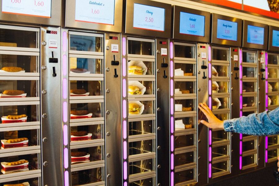 Amsterdam: Private Food Tour with a Local - Pijp area stroll and hip cafés, with real local bar energy