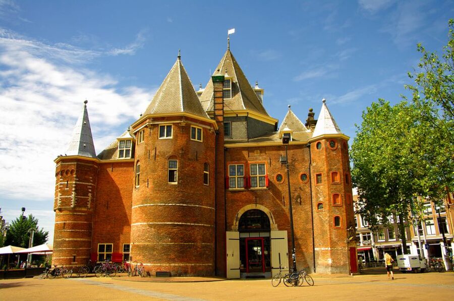 Amsterdam: Private Guided Walking Tour - Price and value: what $206 per group really buys you