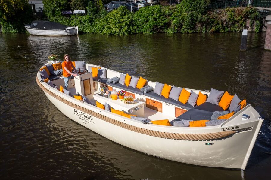 Amsterdam: Private Prosecco Canal Cruise Tour - Practical tips to make the cruise feel worth it