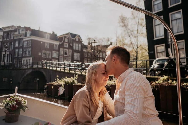 Amsterdam: Private Romantic Canal Cruise w. Prosecco/Snacks - Why This Private Couples Cruise Is Worth Your Time