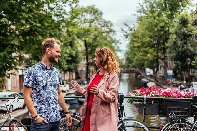 Amsterdam Private Tour: Highlights & Hidden Gems by Bike or Foot - Begijnhof’s chapel: an unexpected pause in medieval Amsterdam