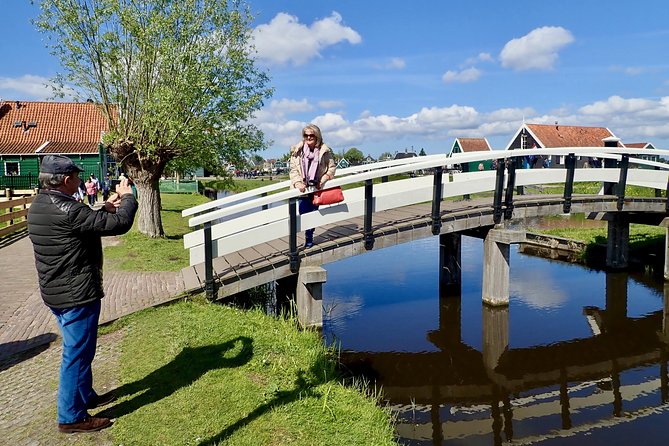 Amsterdam private tour to windmills, cheese farm and villages - Edam: cheese dike vibes and a quick local taste