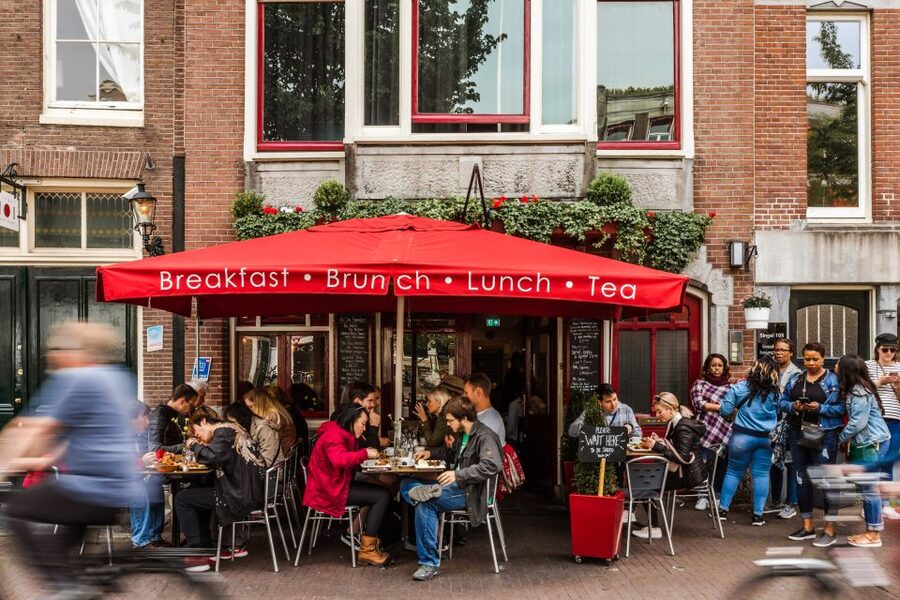 Amsterdam: Private Walking Tour of Jordaan & De 9 Straatjes - Jordaan and De 9 Straatjes: Why This Area Works on Foot