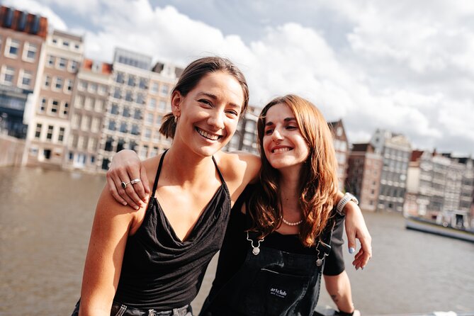 Amsterdam: Professional Photoshoot at the Canals - Getting there: meeting on Brouwersgracht near De Belhamel