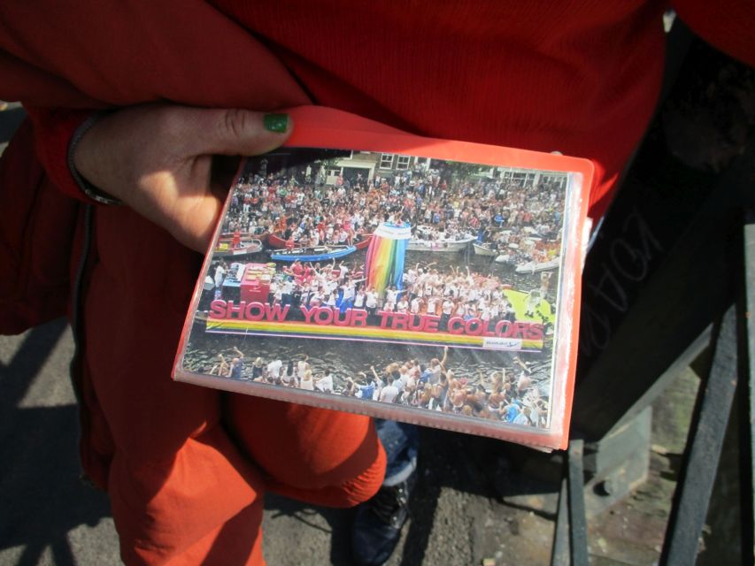 Amsterdam: Queer City Walking Tour With Local Guide - Homomonument to Belle, short guided stops that keep the story moving