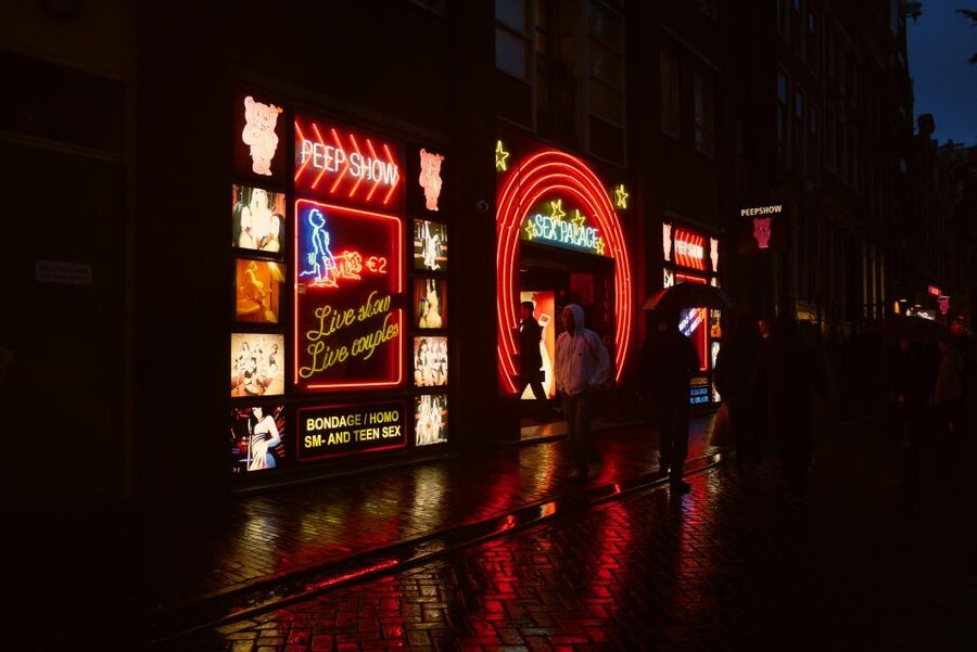 Amsterdam: Red Light District and Coffeeshop Culture Tour - Coffeeshop Culture: Laws, Name Origins, and Soft-Drug Rules