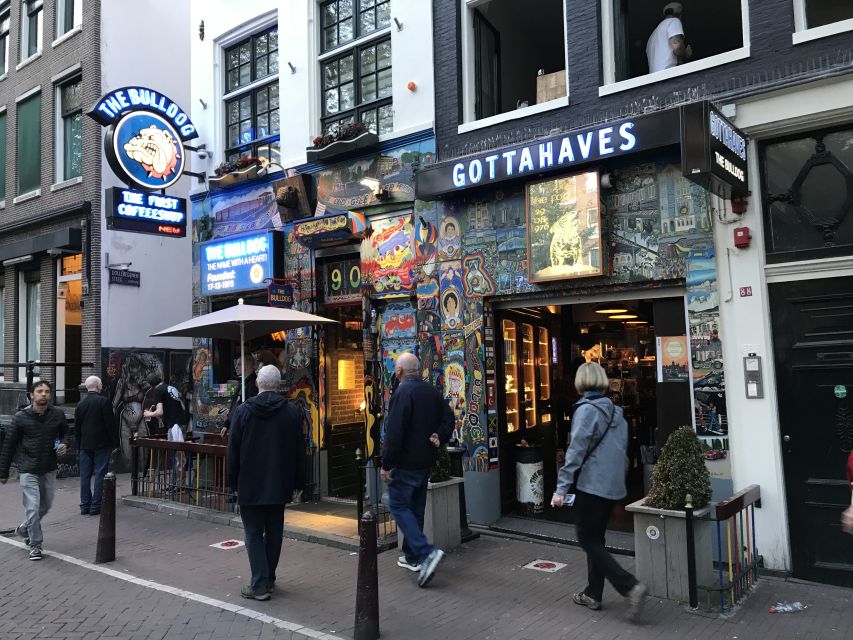 Amsterdam: Red Light District and Local Pub Tour - How this 2-hour walk through Amsterdam’s Red Light District actually flows