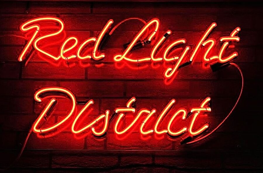 Amsterdam: Red Light District Exclusive Night Tour - Chinatown and Zeedijk Street: a contrast you should watch for
