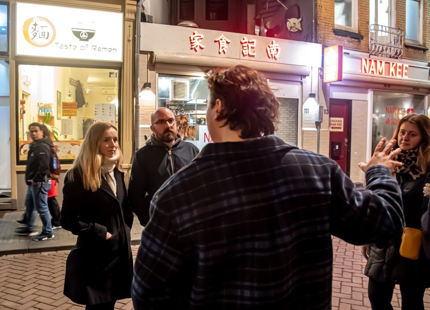 Amsterdam: Red Light District Exclusive Night Tour - Coffee shops, smart shops, and the rules behind the vibe