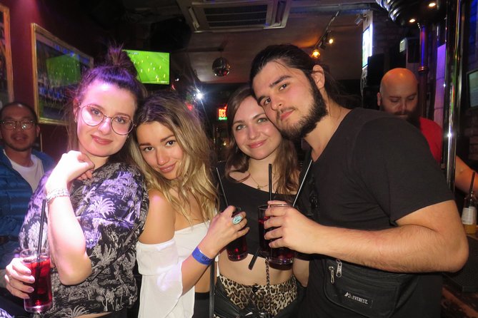 Amsterdam Red Light District Pub Crawl - The Hosts, the Games, and Meeting People Without Feeling Lost