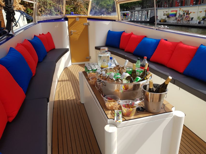 Amsterdam: Red-Light District Pub Crawl and Booze Boat Tour - Why this canal cruise plus Red Light crawl is such a smart evening plan