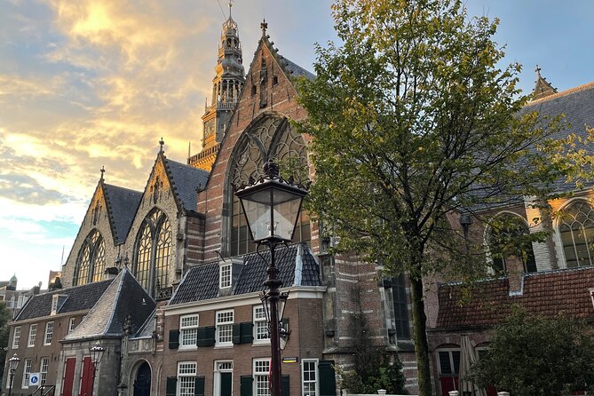 Amsterdam Red Light District: Serene and Other! - City history stop: why this district exists at all