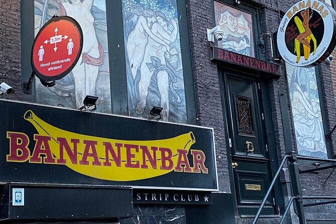 Amsterdam Red Light District: Serene and Other! - Prostitution and homosexuality, frank context without theatrics