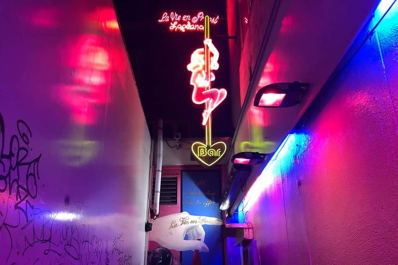 Amsterdam: Red Light District Tour - Meeting at Beursplein, then learning how Amsterdam talks about taboo