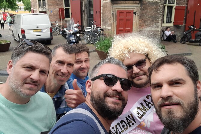 Amsterdam Red Light District Treasure: Self-Guided Tour & Quest - How the self-guided quest works (and why offline matters)