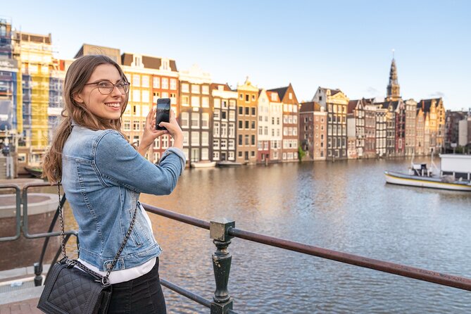 Amsterdam Red Light District Walking Tour in EN/DE/IT/ES - Evening Planning: Crowds, Timing, and What to Expect at First Look