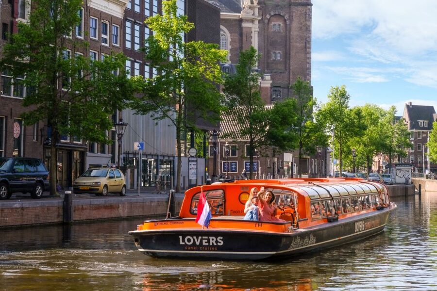 Amsterdam: Red Light Secrets Museum and 1-Hour Canal Cruise - A Two-Part Amsterdam Day, Museum First Then Waterways