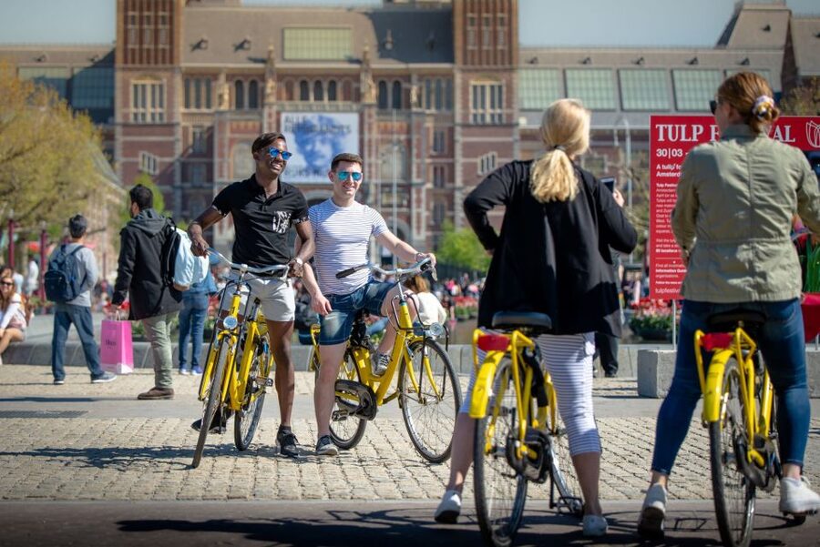 Amsterdam: Relaxed City Highlights Guided Bike Tour - Why This 2-Hour Amsterdam Bike Tour Works So Well