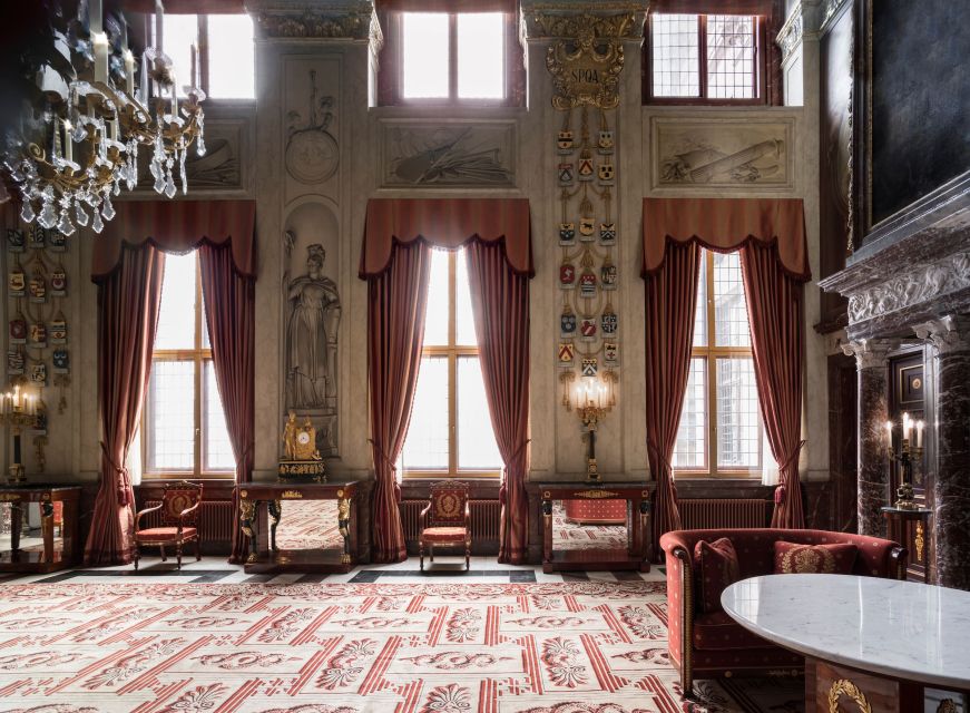 Amsterdam: Royal Palace Entry Ticket and Audio Guide - Why the Amsterdam Royal Palace feels different from a museum
