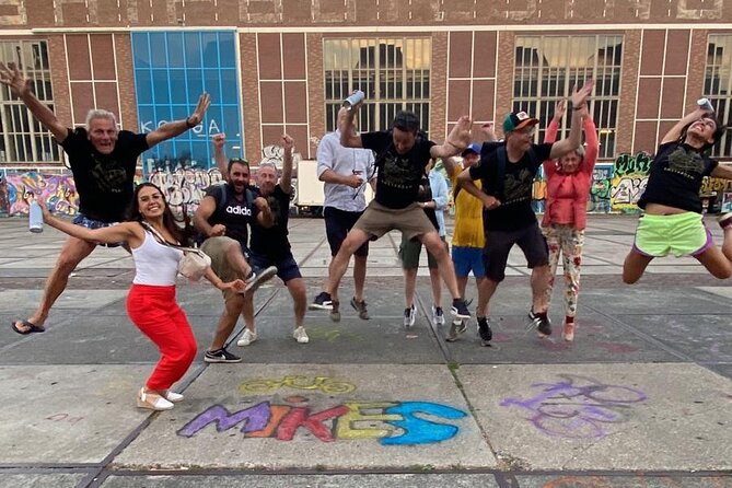 Amsterdam's Hidden Gems and Street Art Bike Tour - Why this bike tour is a smarter way to see Amsterdam