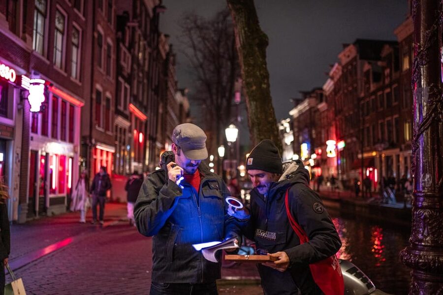 Amsterdam: Self-guided Red Light District Pub Crawl Mystery - Brouwerij De Prael for the finish near Central Station