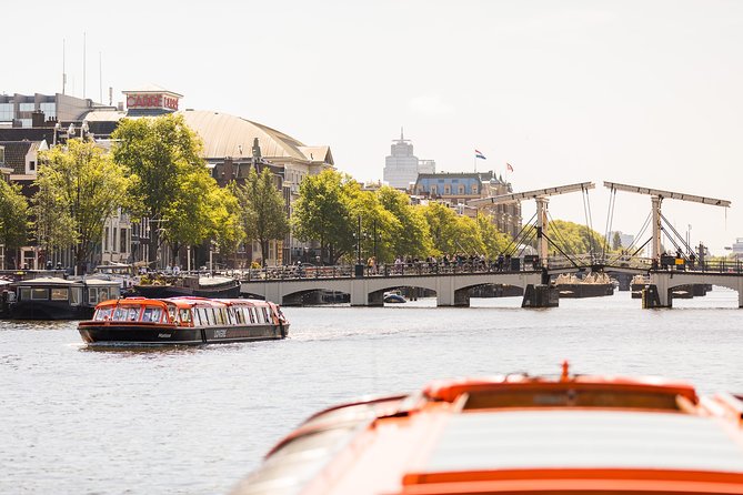 Amsterdam Sightseeing Canal Cruise with Audio Guide - Best time to go: how to match the vibe to your day