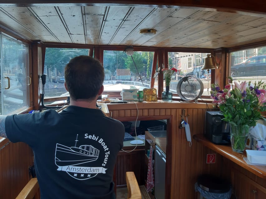 Amsterdam: Small-Group Canal Cruise incl. Drinks and Snacks - Why this 2-hour canal cruise works better than the usual 60-minute spin