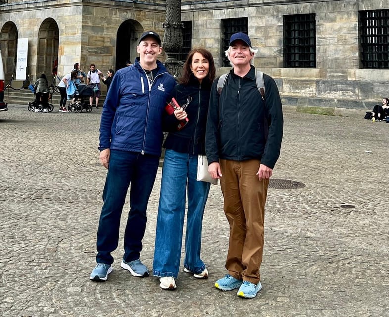 Amsterdam: Small Group Walking Tour with Fun Guide - Shoes, umbrella, and who this tour is not for