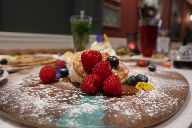 Amsterdam Small-Group Walking Tour with Typical Dutch Pancake - Should You Book This Amsterdam Small-Group Tour?