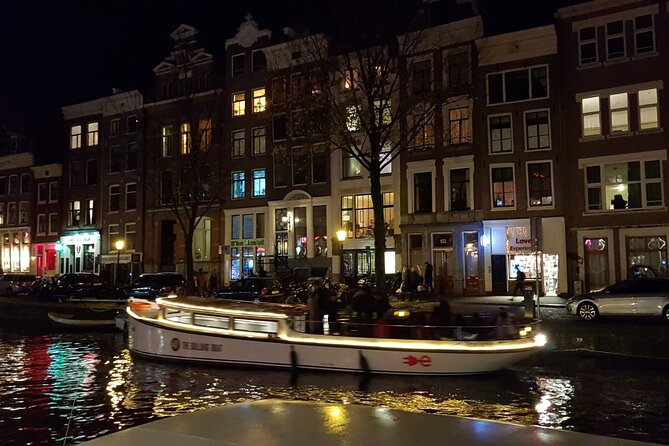 Amsterdam The Bulldog Boat Smoke Friendly Cruise + 2 drinks - Key things to know before you board