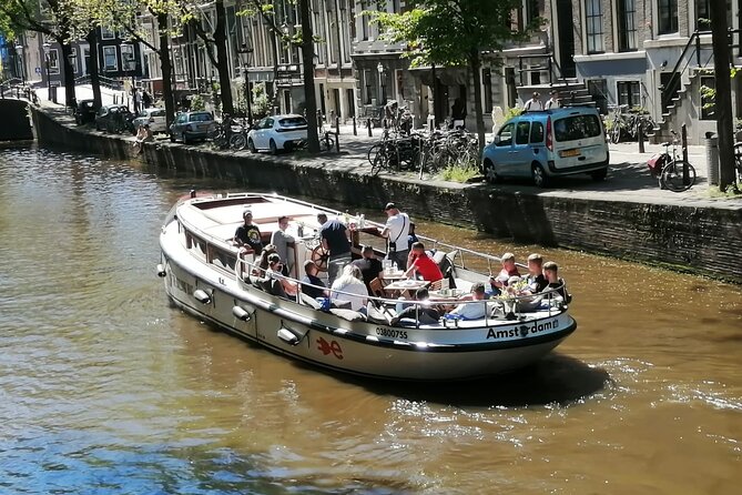 Amsterdam The Bulldog Boat Smoke Friendly Cruise + 2 drinks - Timing, group size, and why the ride feels comfortable