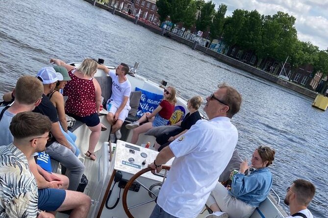 Amsterdam The Bulldog Boat Smoke Friendly Cruise + 2 drinks - The main attraction: UNESCO Amsterdam Canals from the water