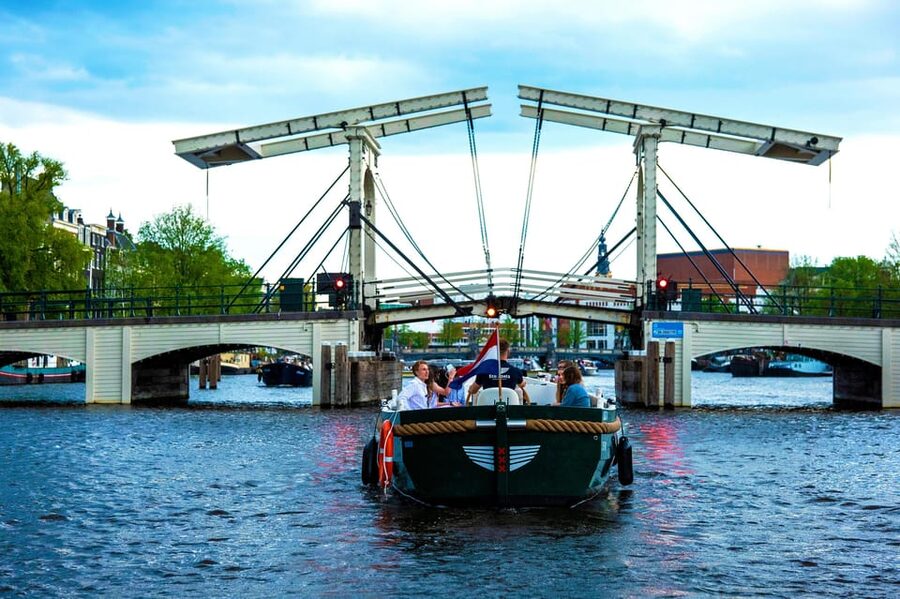 Amsterdam: The Newest Canal Cruise with Drink Option - Key things to know before you go