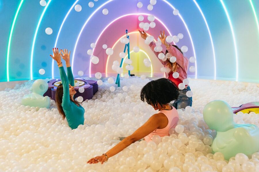 Amsterdam: The Upside Down Museum Entrance Ticket - Dutch Ice Bath, upside down Metro, and the silent disco club