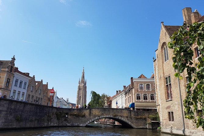 Amsterdam to Bruges – Private luxury Full-Day Tour Cristmasmarket - Pickup That’s Actually Convenient: Door-to-Door, With a Real Human Driver