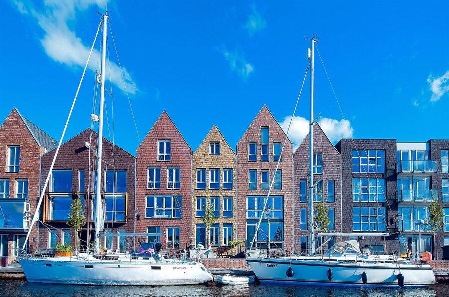 Amsterdam to Haarlem: Private Day-Trip Experience - Walking Haarlem’s old core: canals, courtyards, and side streets