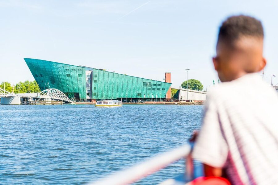 Amsterdam: Traditional Canal Cruise with Bar on Board - Key Things That Make This KINboat Cruise Worth Your Hour