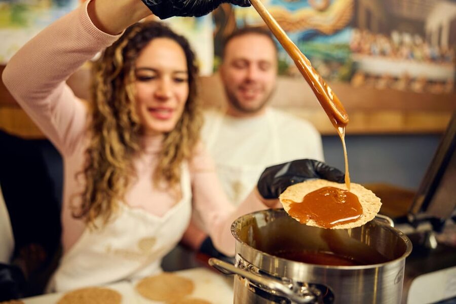 Amsterdam: Traditional Dutch Syrup Waffle Making Workshop - Tips to Make Your Stroopwafel Better (Fast, Simple, No Stress)