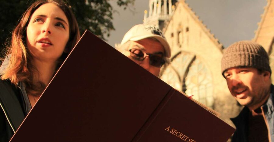 Amsterdam: Treasure Hunt Walking Tour "A Secret Sender" - What the Secret Sender adventure really feels like