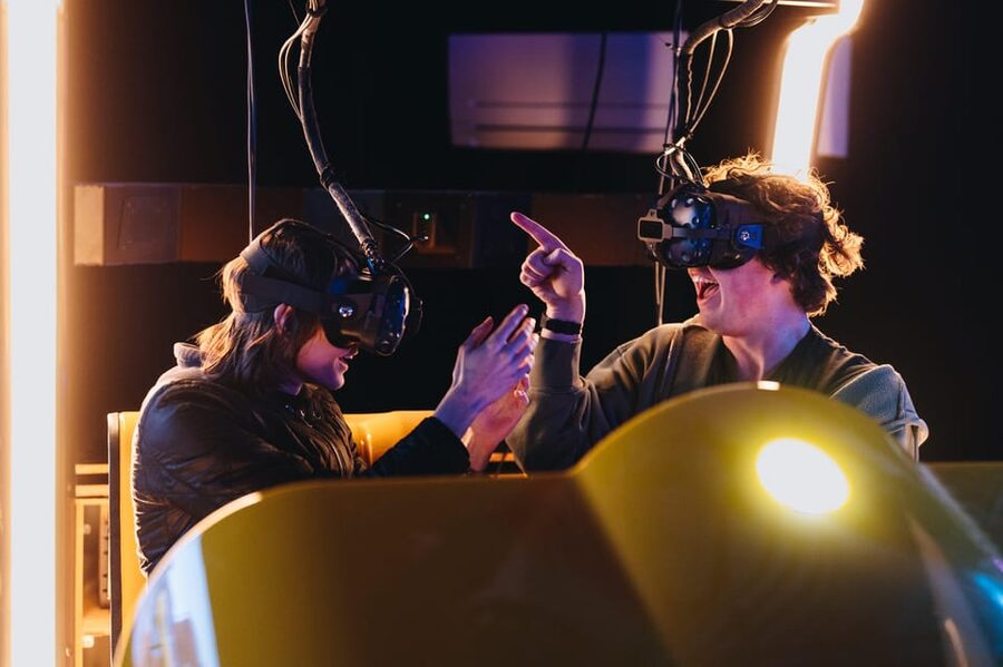Amsterdam: Ultimate VR Experience: 60 minutes - The A’DAM VR Park Size and Why It Matters