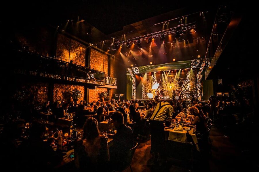 Amsterdam: VEGAS Dinner Show with 3-Course Sharing Menu - Drinks on Site: Budget for More Than the Menu Price