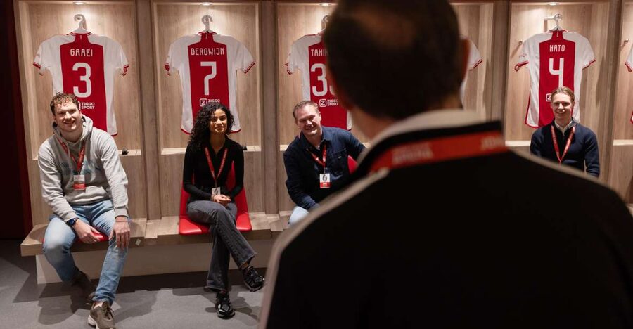 Amsterdam: VIP Johan Cruijff ArenA Tour with Drink and Scarf - Skybox Views and Your Free Soft Drink: Watching the Pitch From Above