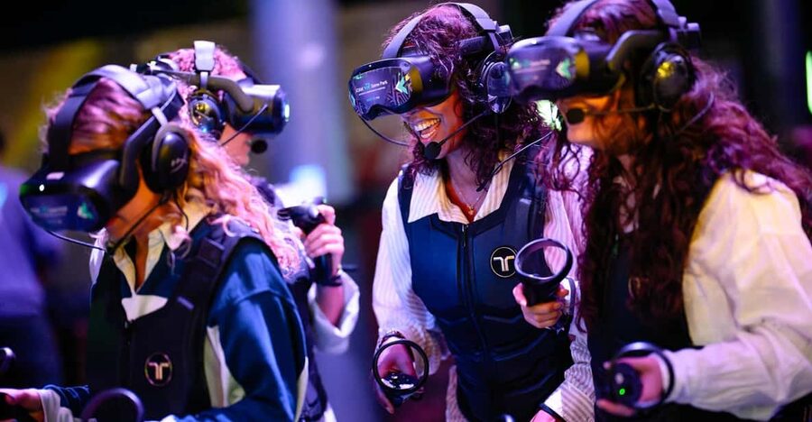 Amsterdam: VR Game Park Free-Roaming Experience - Choosing Your Mission: Zombies, Pirates, and Ghost Patrol