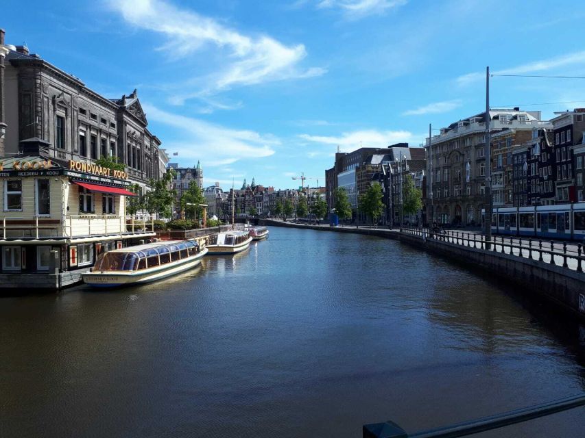 Amsterdam Walking Tour and Canal Cruise - Museum area walking: Rijksmuseum and Van Gogh museum viewpoints